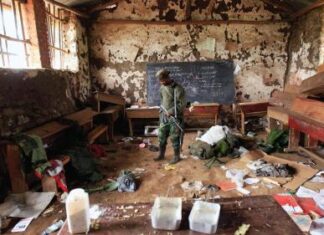 LES TÔLES DE L’ÉCOLE PRIMAIRE KABOLWA 1 EMPORTÉES PAR LE VENT VIOLANT