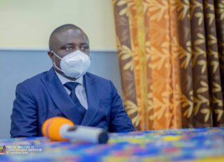 ESU : Muhindo_Nzangi_Butondo, annonce l’arrivée du #premier_lot_des_véhicules des professeurs