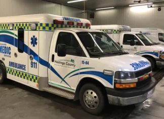 URGENT: BRAVO – FELIX TSHILOMBO VIENT DE RECEVOIR DES Véhicules de Secours et Ambulances – DON DU CANADA?