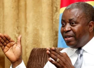 Arrivé à Kwamouth, Adolphe Muzito dit constater des villages inoccupés après les affrontements