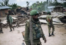 Regardez comment ce capitaine s’est tiré une balle