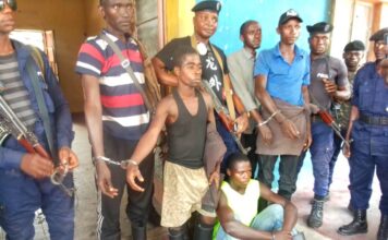 URGENT DES RWANDAIS VIENT D’ETRE ENCORE ARRETE PAR LA POPULATION