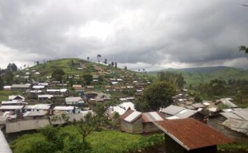 A MASISI: AUJOURD’HUI – les élèves fuient les M23 rwandais