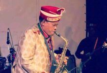 TANGU MUSICIEN CONGOLAIS AZA EN VIE, IL SE CROIT AUX 7IEME CIEL, MUNOKO- NVONVA, MAIS SOKI AKUFI AZANGI MÊME MBONGO YA KO KUNDELA YE.