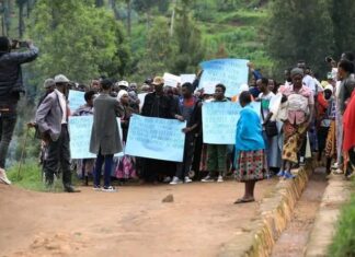 LA POPULATION DE RUTSHURU EST FORCÉE DE FAIRE DES MARCHES DE SOUTIEN AUX M23.