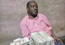 FELIX MOYIBI YA HAUT NIVEAU – BOTALA Conseiller ya president ba kangi ye na aeroport ya djili na mbongo wana nyoso abandaki kovoyager na belgique