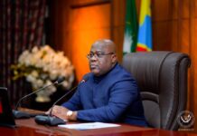 UDPS: LES APPLAUDISSEURS AVEUGLES: FELIX TSHILOMBO MENT À CIEL OUVERT