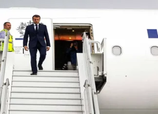 KINHASA MACRON EST ARRIVÉE: BYCOT MASSIVE
