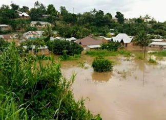 les eaux du fleuve Congo envahissent de nombreuses habitations