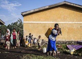 QUI EST LE PERE DE MWANGACHUCHU