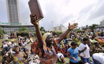 PASTEUR A BETI BANDIMI PO BA BOYI KO S’ADHERER NA PARTI POLIQUE UNION SACRÉE – OYO SONI