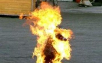 Moroccan playwright dies after setting himself on fire
