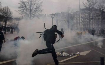 France: Gérald Darmanin ordonne aux préfets d’interdire toutes les manifestations d’ultradroite