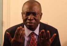 AUGUSTIN KABUYA HUMILIE FÉLIX TSHILOMBO SON PRÉSIDENT-WOWWWWWWWWW