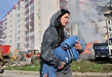 Guerre en Ukraine : Nouvelles frappes russes sur Kiev, Zelensky réclame justice à La Haye.