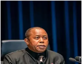 DENIS KADIMA- COURSE CONTRE LA MONTRE