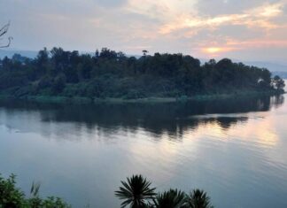 “Overloaded Boat Capsizes on Lake Kivu in Congo, Dozens Presumed Dead”