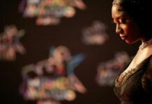 “Malian-French Singer Aya Nakamura Faces Shocking ‘Racist’ Attacks”