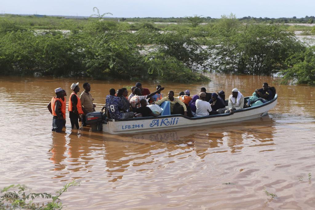 “Kenya Delays School Reopening as Flood-Related Deaths Approach 100”