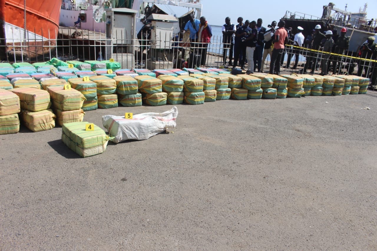 “Record Haul: Senegal Intercepts Over a Tonne of Cocaine”