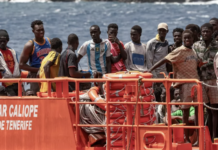 Thousands of Migrants Attempt to Cross from Morocco to Spanish Enclave Ceuta, Spanish Authorities Say