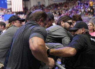 “Armed Man Arrested Near Trump Rally as Sheriff Claims Possible ‘Assassination Attempt’ Thwarted”