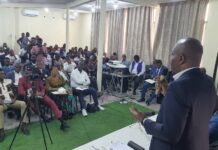 Après ses conférences aux États-Unis, le Président Martin Fayulu a été invité ce samedi