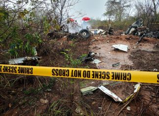 Ten European tourists, pilot killed in Kenya plane crash