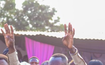 Nous Félicitations à Prince EPENGE — et approfondissement des critiques adressées au régime.