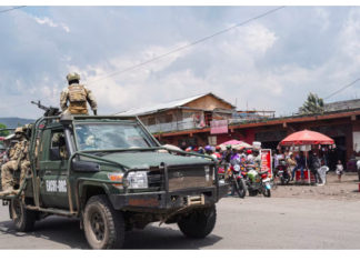Rebel advance on major DR Congo city casts doubt on Trump peace deal