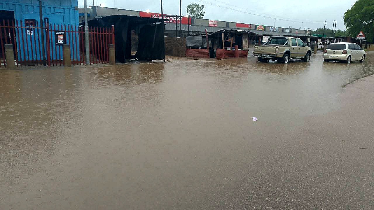 South Africa sends rescue team to search for politician swept away in Mozambique floods