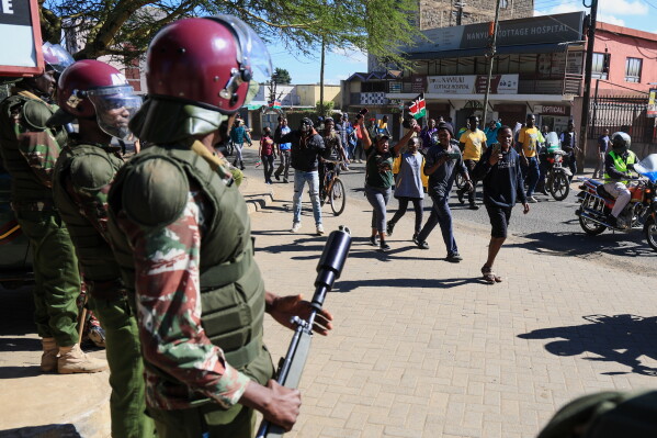 Deadly unrest erupts over proposed US Ebola quarantine site in Kenya